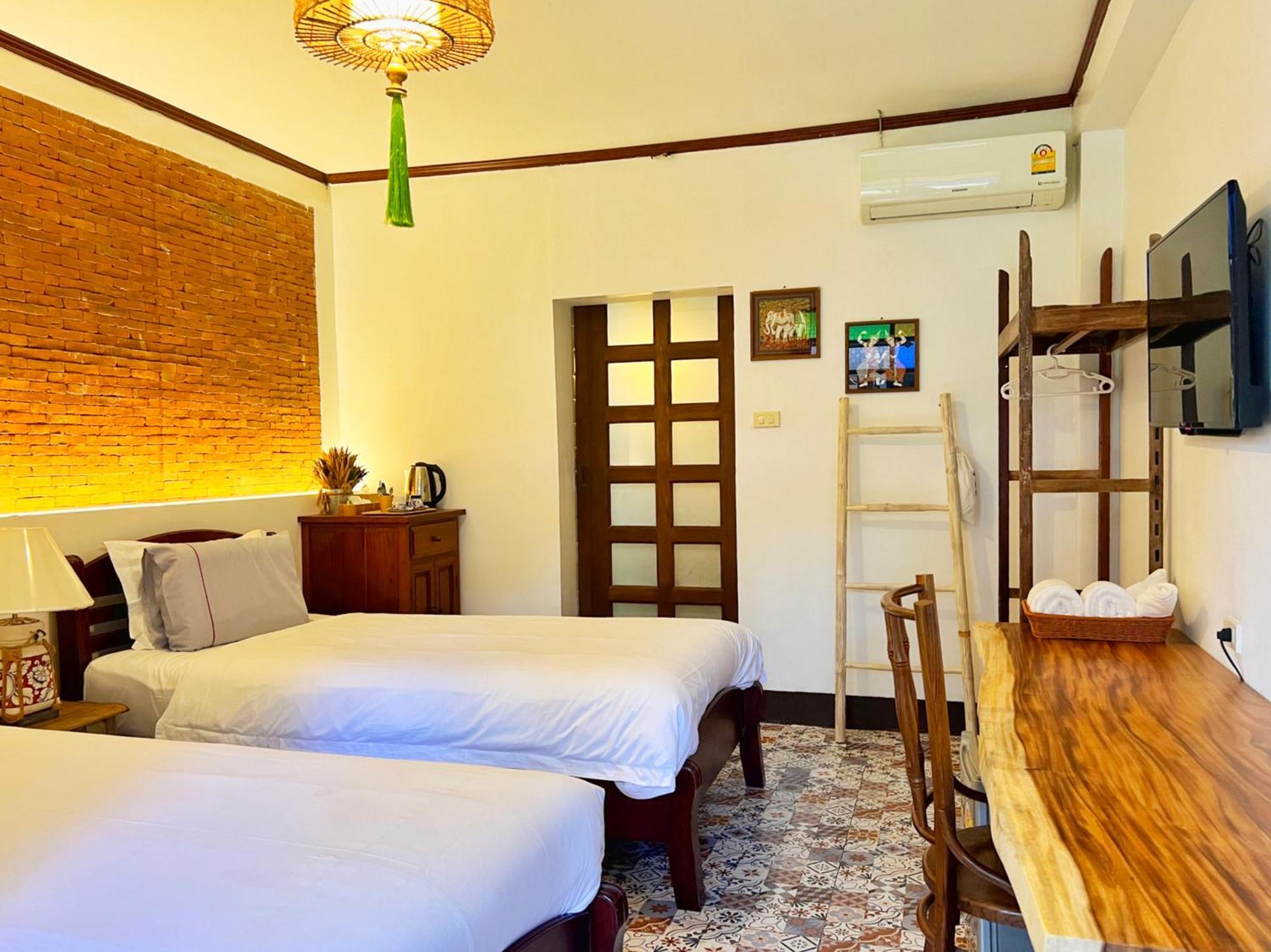 Small Twin Room