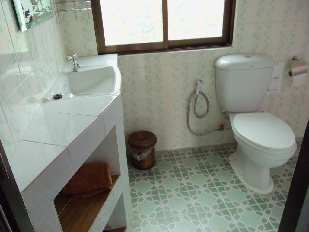 Single Room Shower