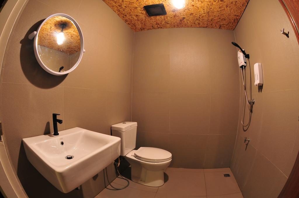 Doppel-/Zweibettzimmer mit eigenem Bad