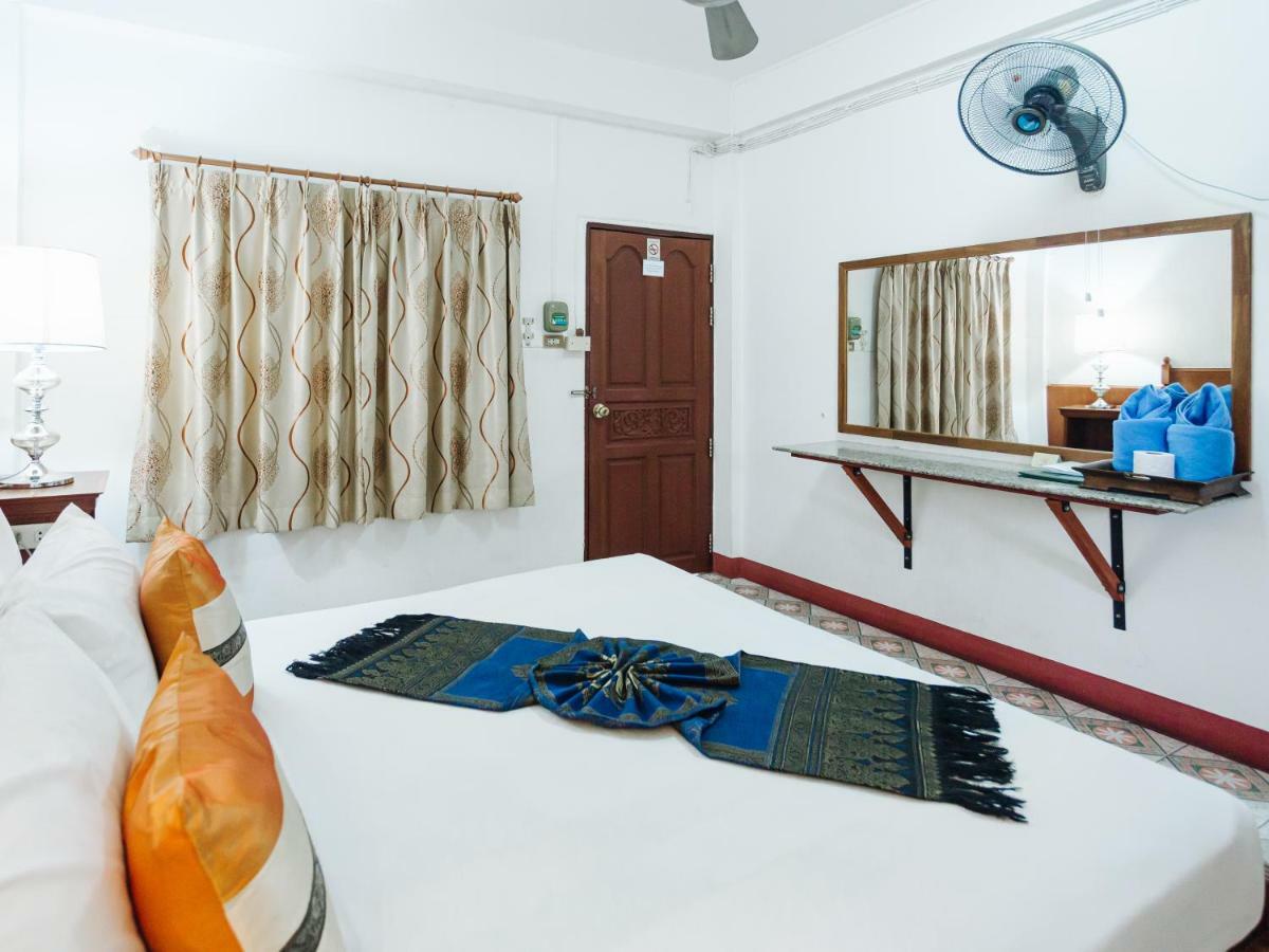 Double Room Private Bathroom