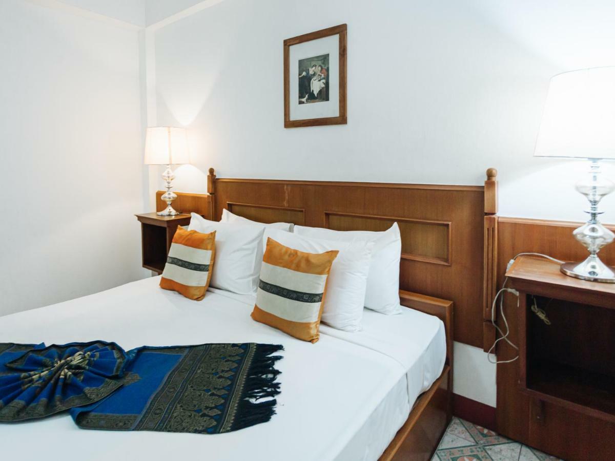 Double Room Private Bathroom