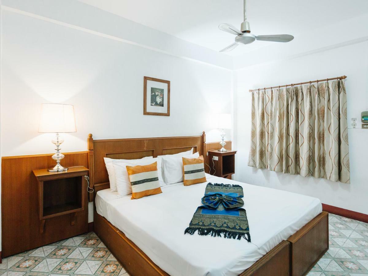 Double Room Private Bathroom