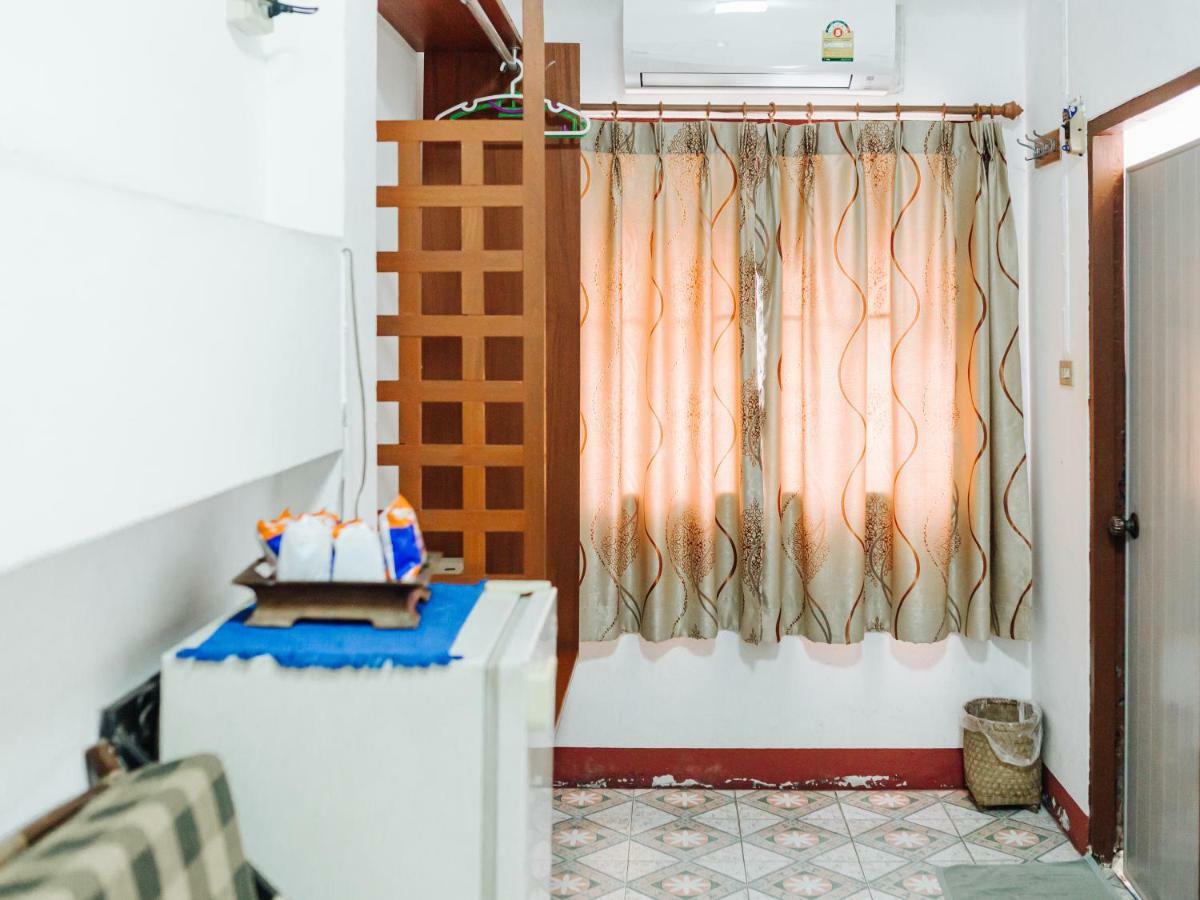 Twin Room Private Bathroom