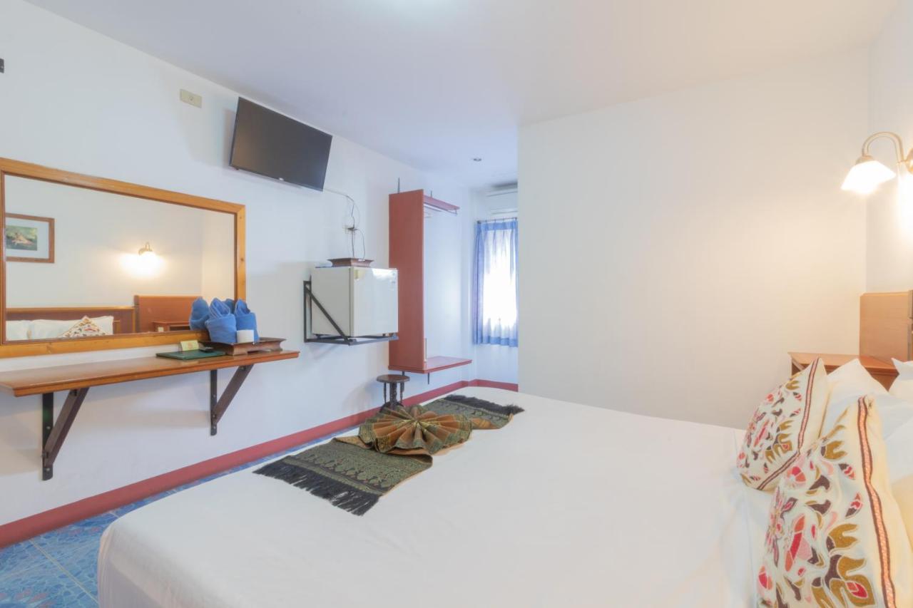 Double Room Private Bathroom