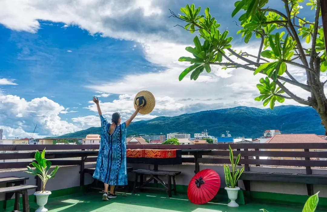 Ban Kong Rao Guesthouse - Quiet Santitham Oasis - Charming Garden & Mountain Views-1