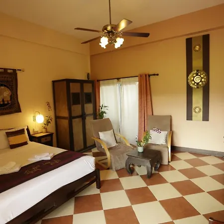 Liam'S Guesthouse Adults Only-2